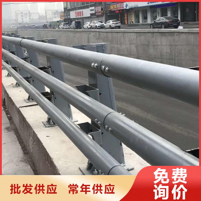 防撞护栏人车分流栏性能稳定多年经验值得信赖