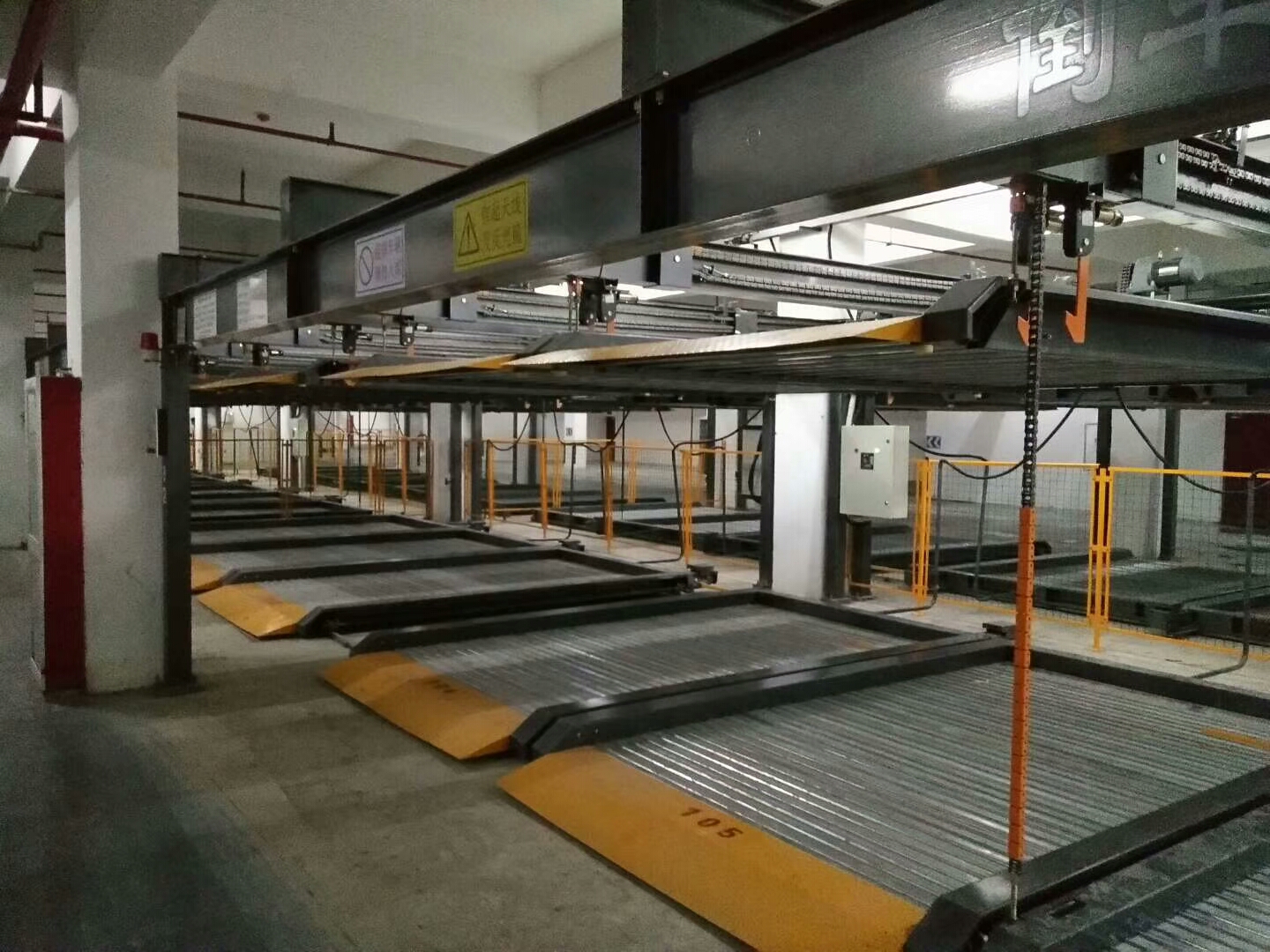 立体车库负一正一立体车库细节展示