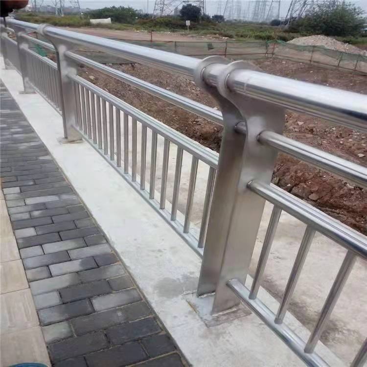 护栏【波形护栏】供应商
