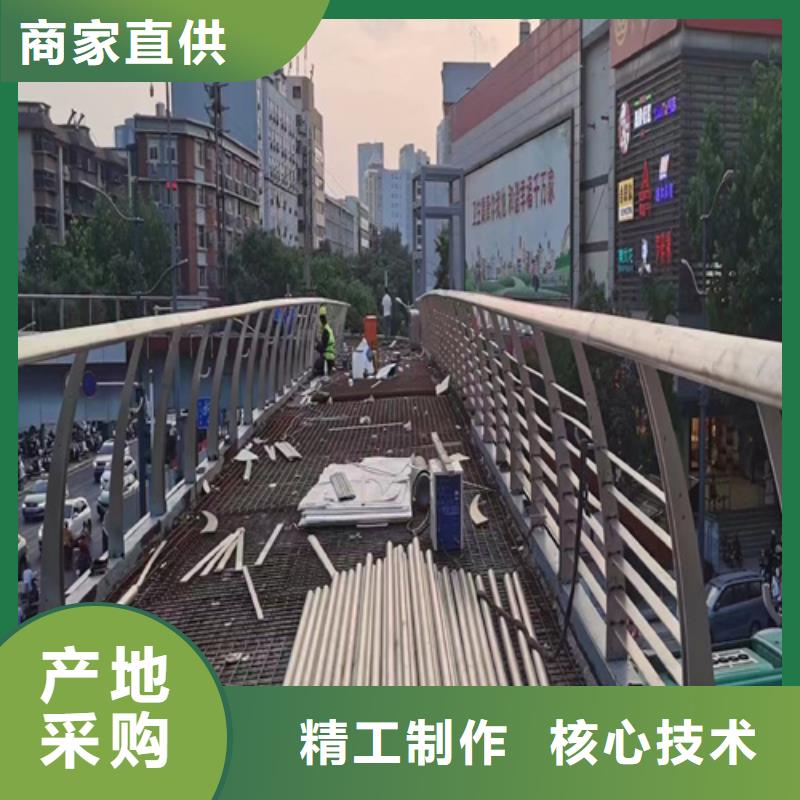 公路防撞护栏 厂家，价廉厂家直营