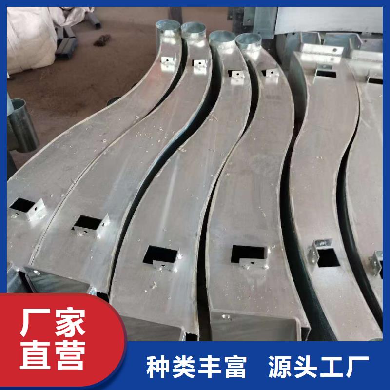 桥梁护栏工厂直销各种护栏工艺层层把关