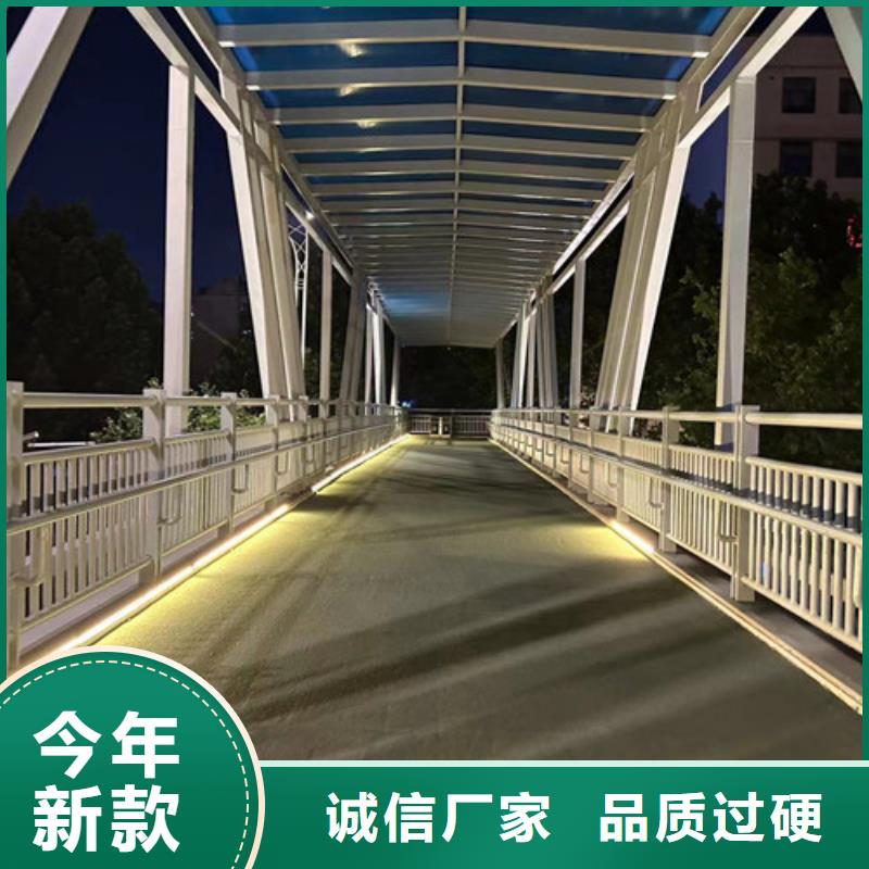 护栏_国道抗冲击围栏满足客户所需正规厂家