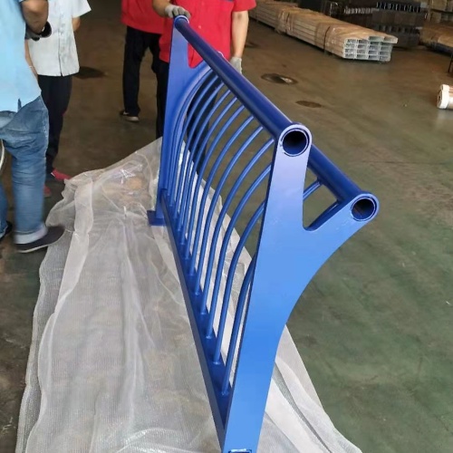 不锈钢护栏立柱多少钱一米