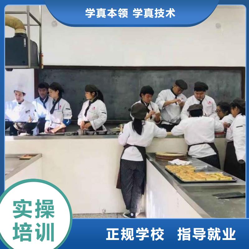 西点学校哪个学校能学开挖掘机铲车叉车专业齐全当地公司