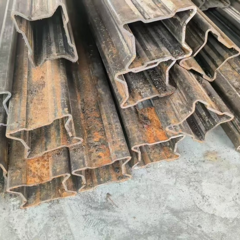不锈钢凹槽管数控切割加工快速物流发货