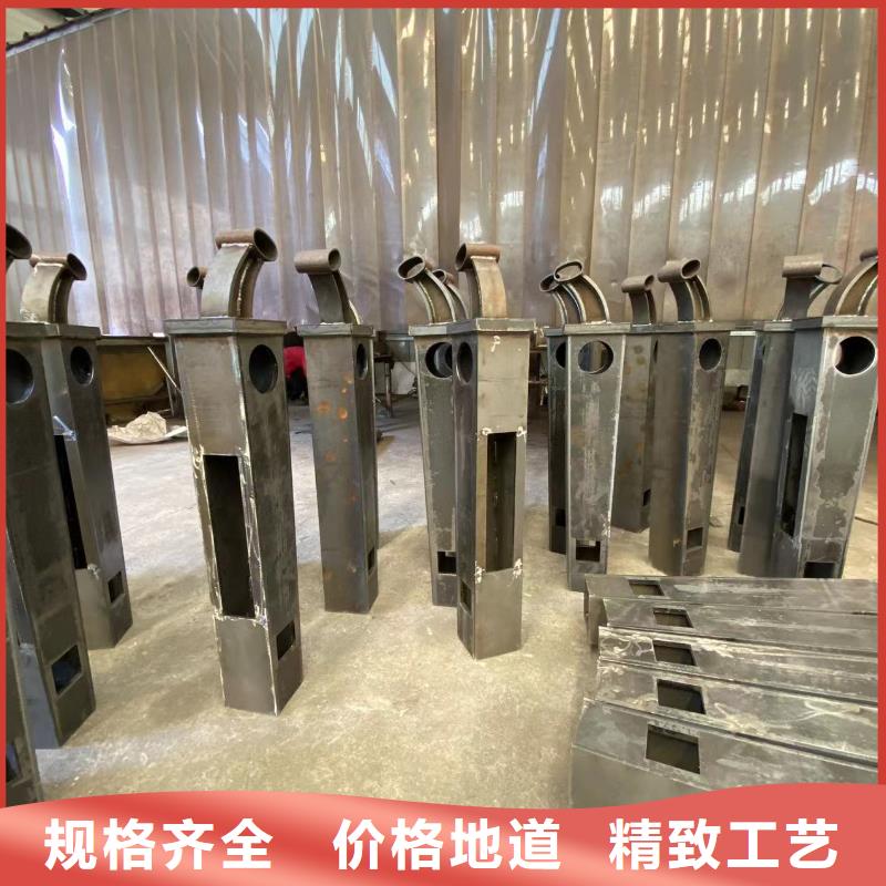 生产桥梁防护栏杆_品牌厂家送货上门