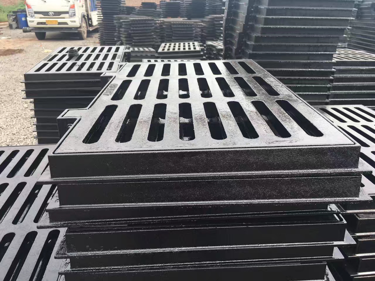 哈萨克 铸铁格栅 专业快速 把实惠留给您