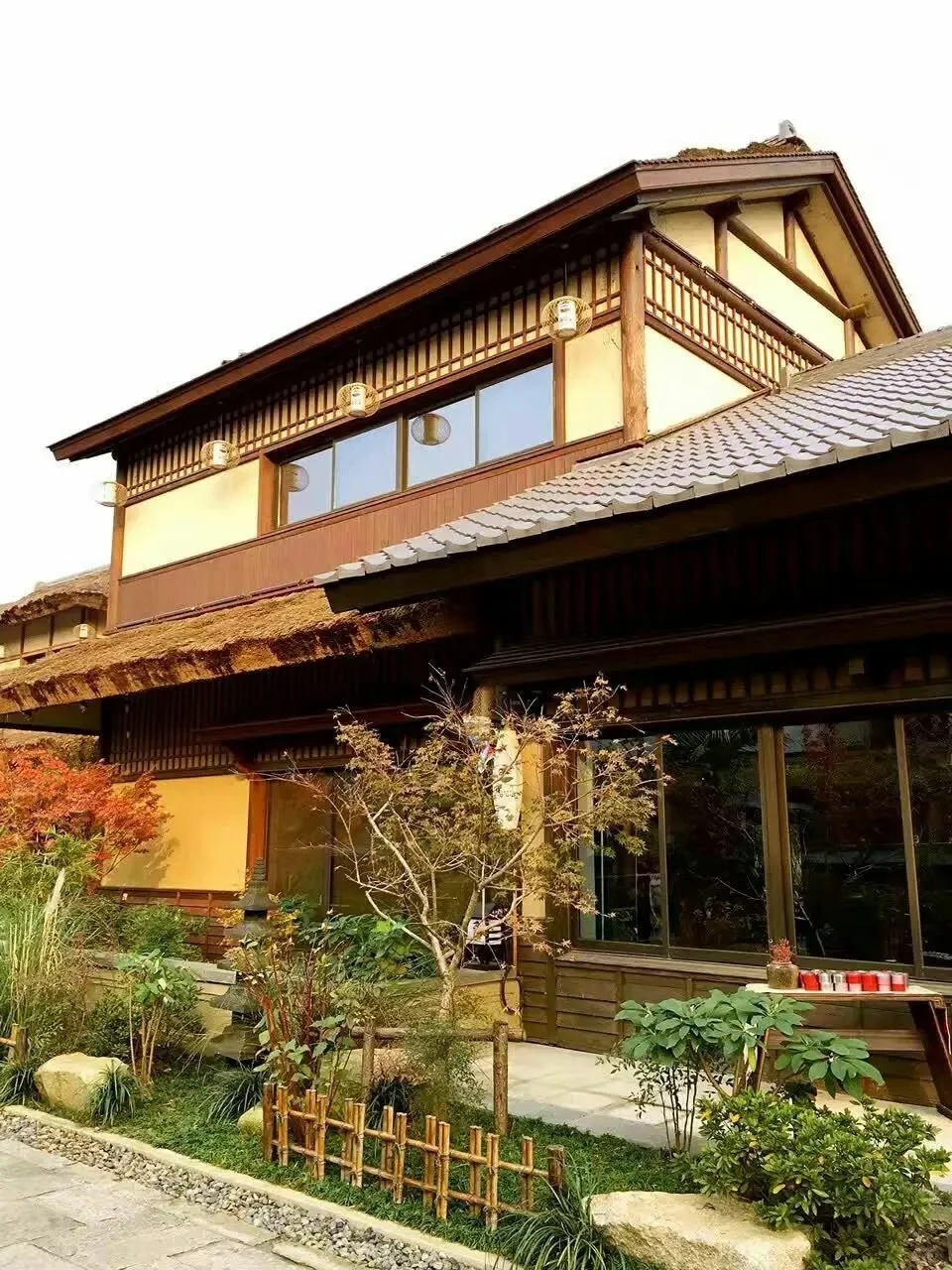 全包施工仿泥巴稻草漆按需定制