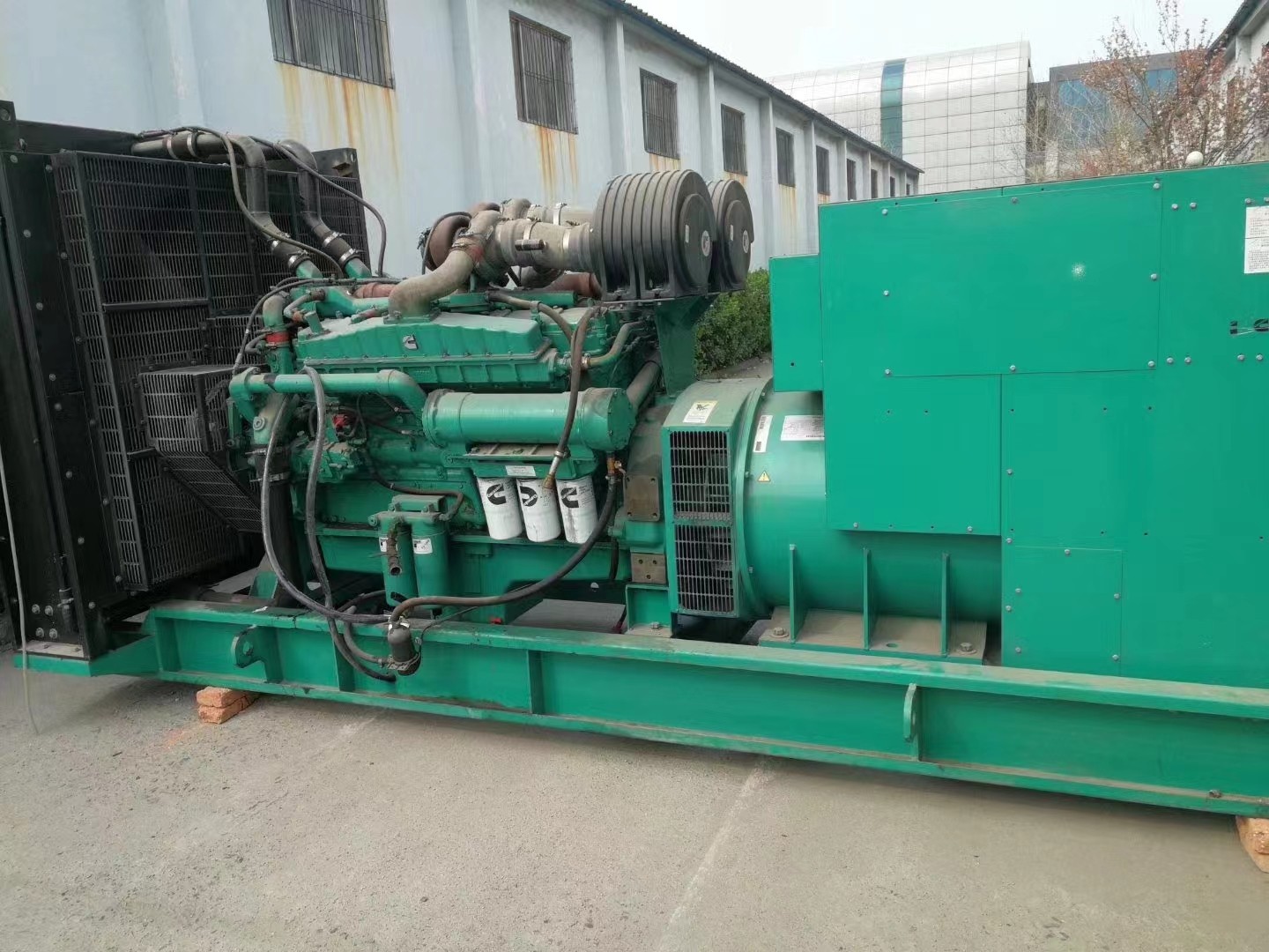 200KW发电机出租租赁400KW发电机电缆线出租UPS电源出租租赁发电机本地正规公司解决方案