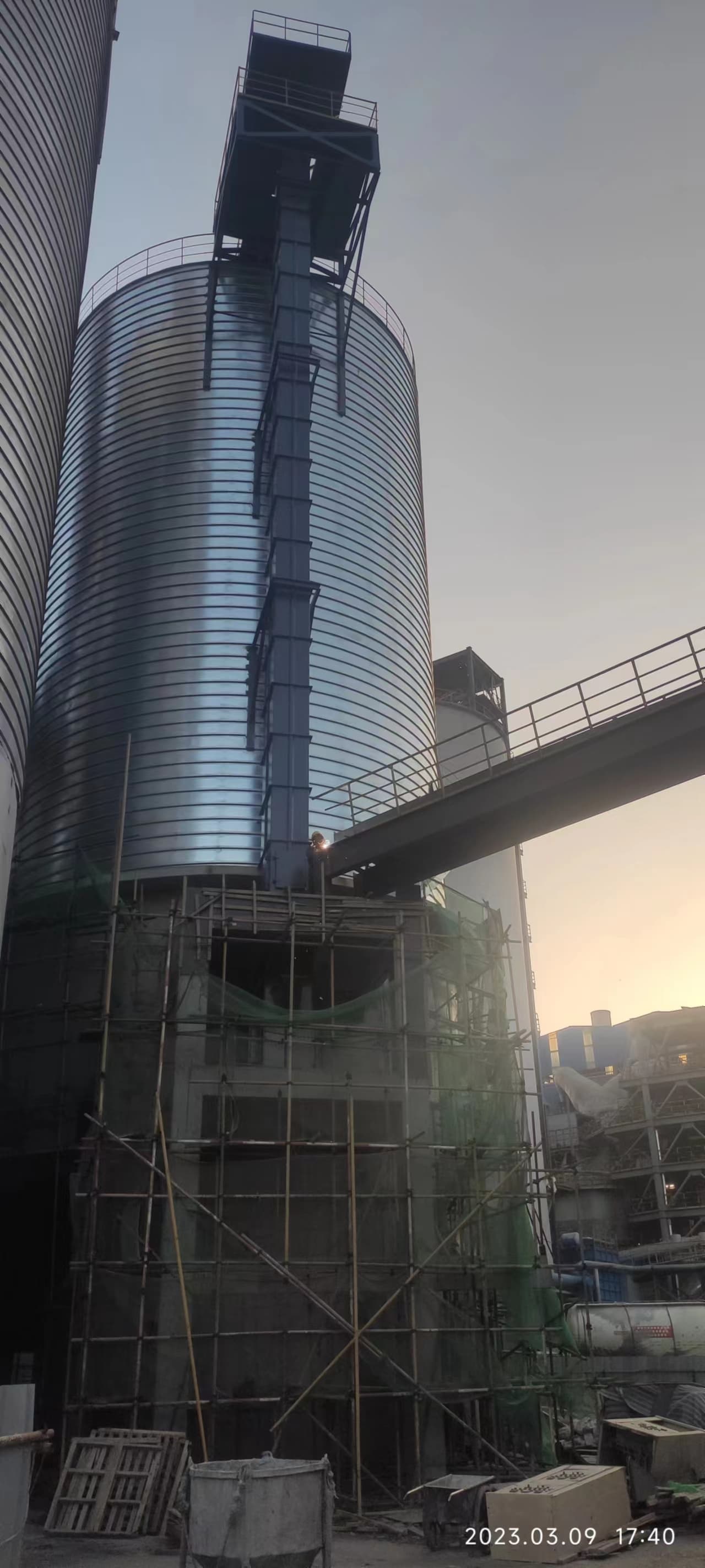 卷板仓热卖中质量看得见